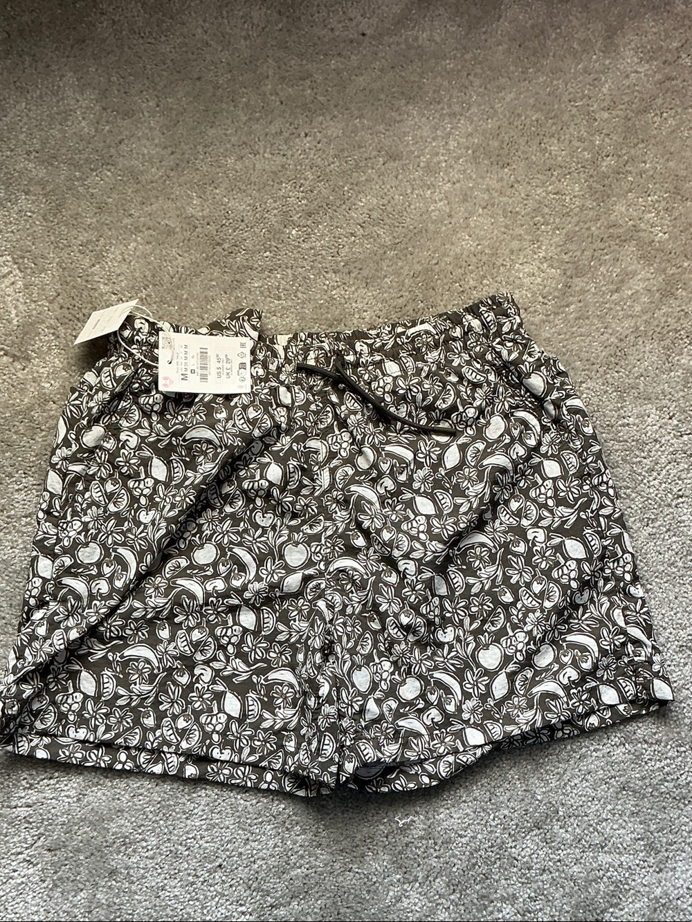 Zara Men’s swim trunks